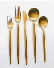 Load image into Gallery viewer, Mia Flat ware