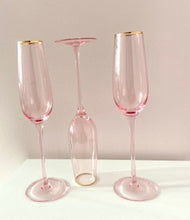 Load image into Gallery viewer, Bibi Glassware